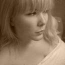 Kinky Submissive Seeking Dominant Master To Fulfill Wildest Fantasies Together.